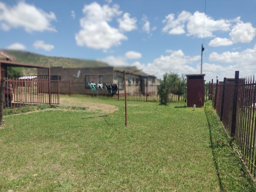 3 Bedroom Property for Sale in Molifi Tau Kloof Free State